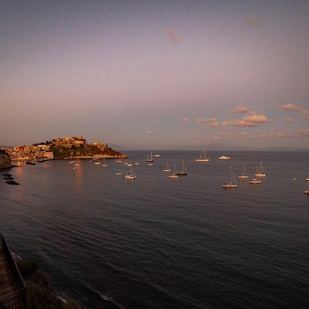 Fuorimare Dimora Storica Hotel Procida Exterior photo